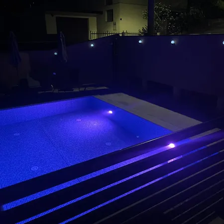 Apartman La Maison Halaba